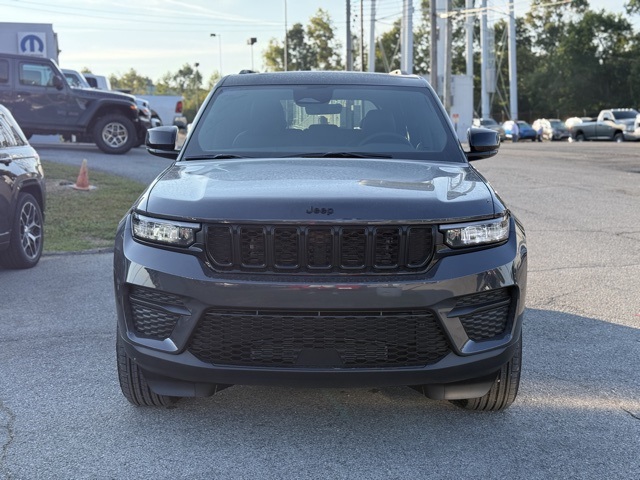 2025 Jeep Grand Cherokee Altitude X photo 3