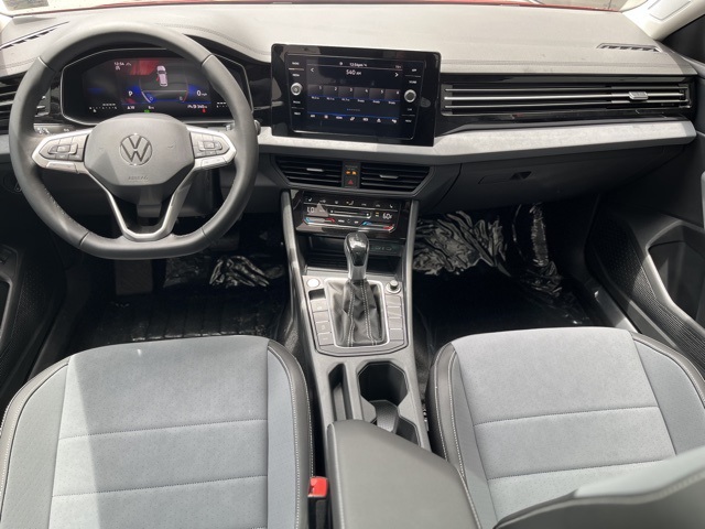 2025 Volkswagen Jetta 1.5T SE photo 4