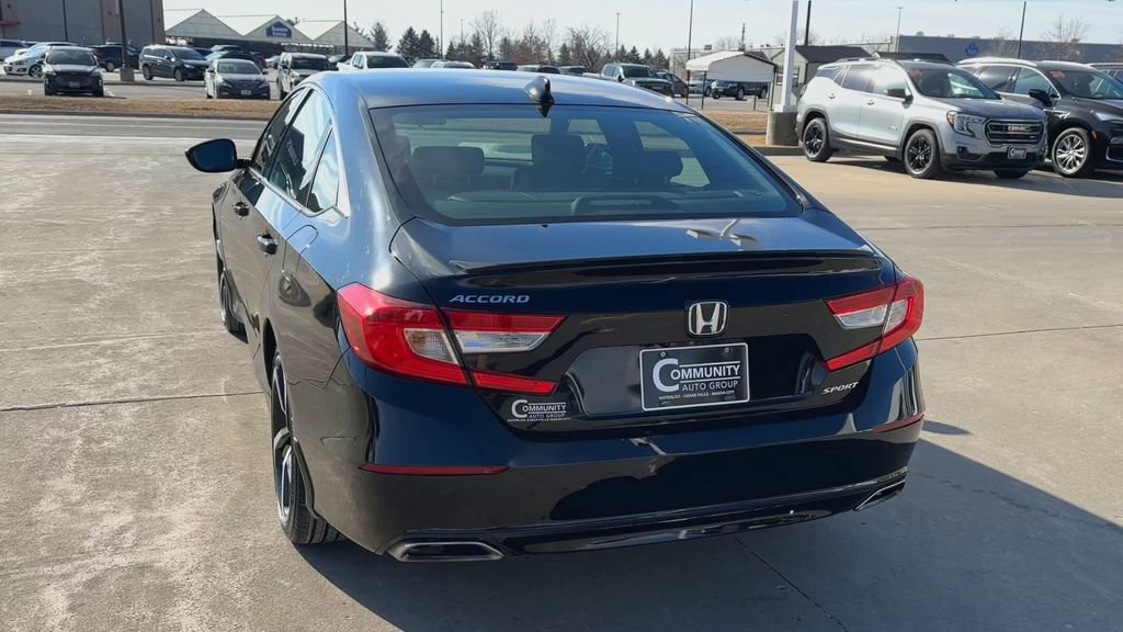 2022 Honda Accord Sport photo 5