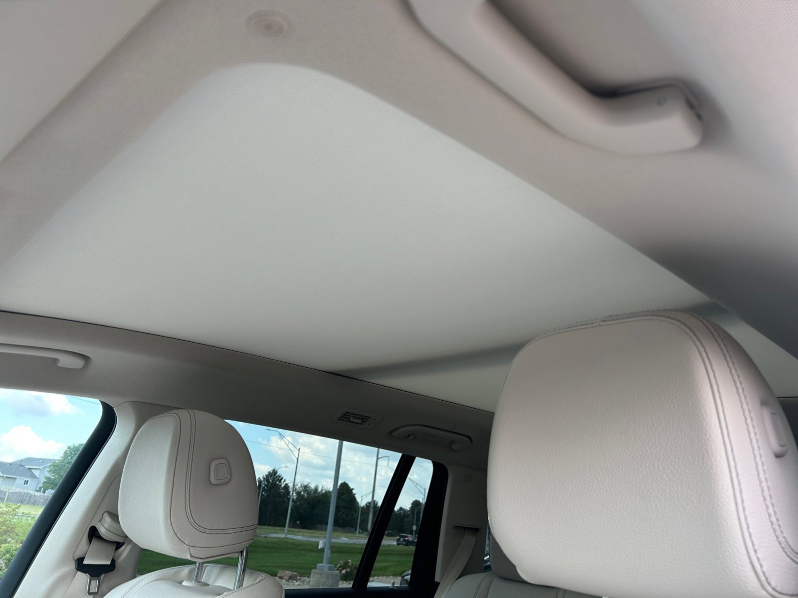 2025 Mercedes Benz GLS 450 4MATIC photo 27