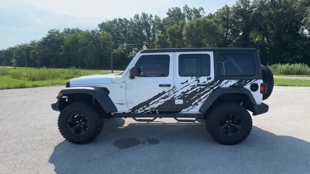 2018 Jeep Wrangler Unlimited Sport S photo 5