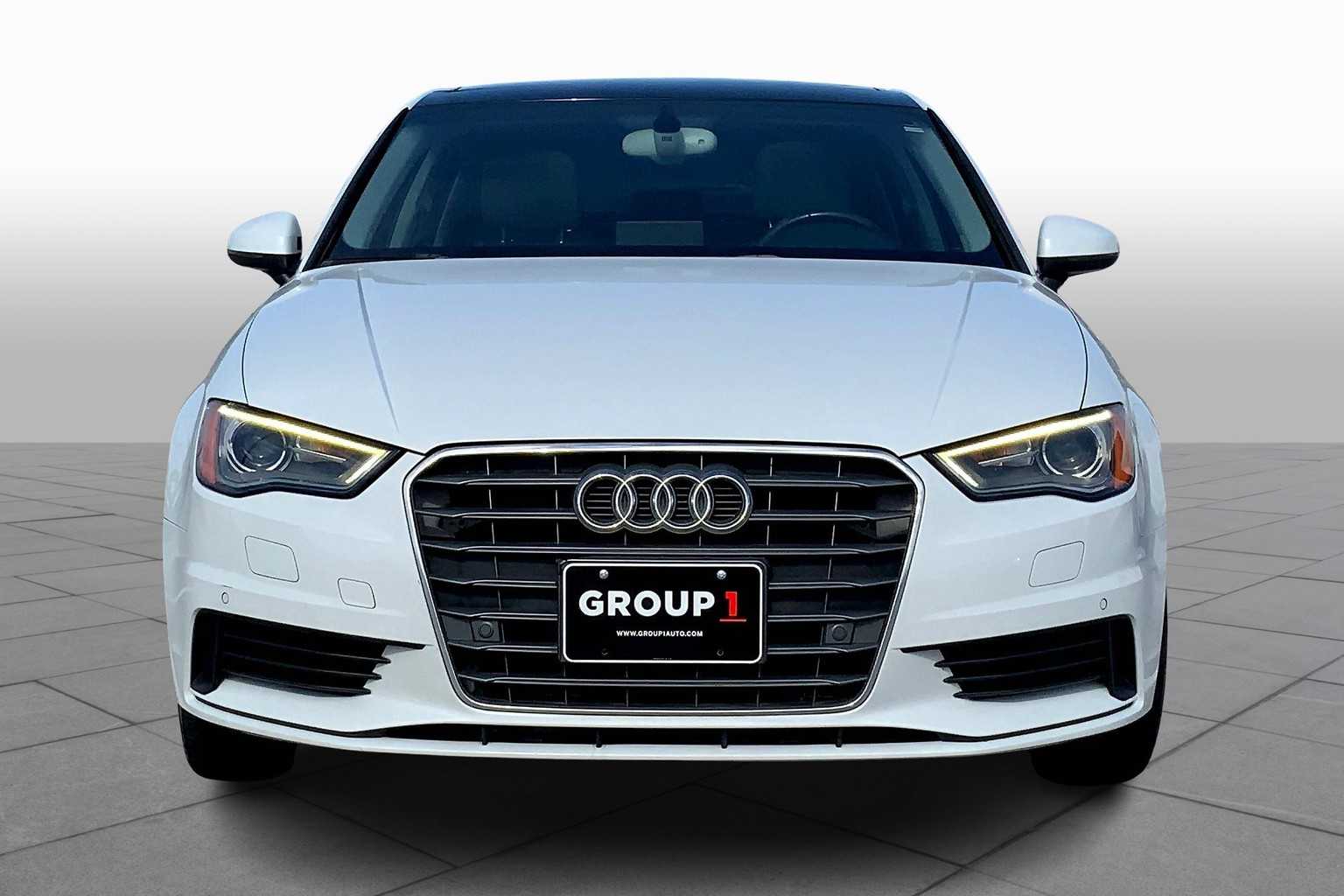 2015 Audi A3 1.8T Premium Plus photo 3