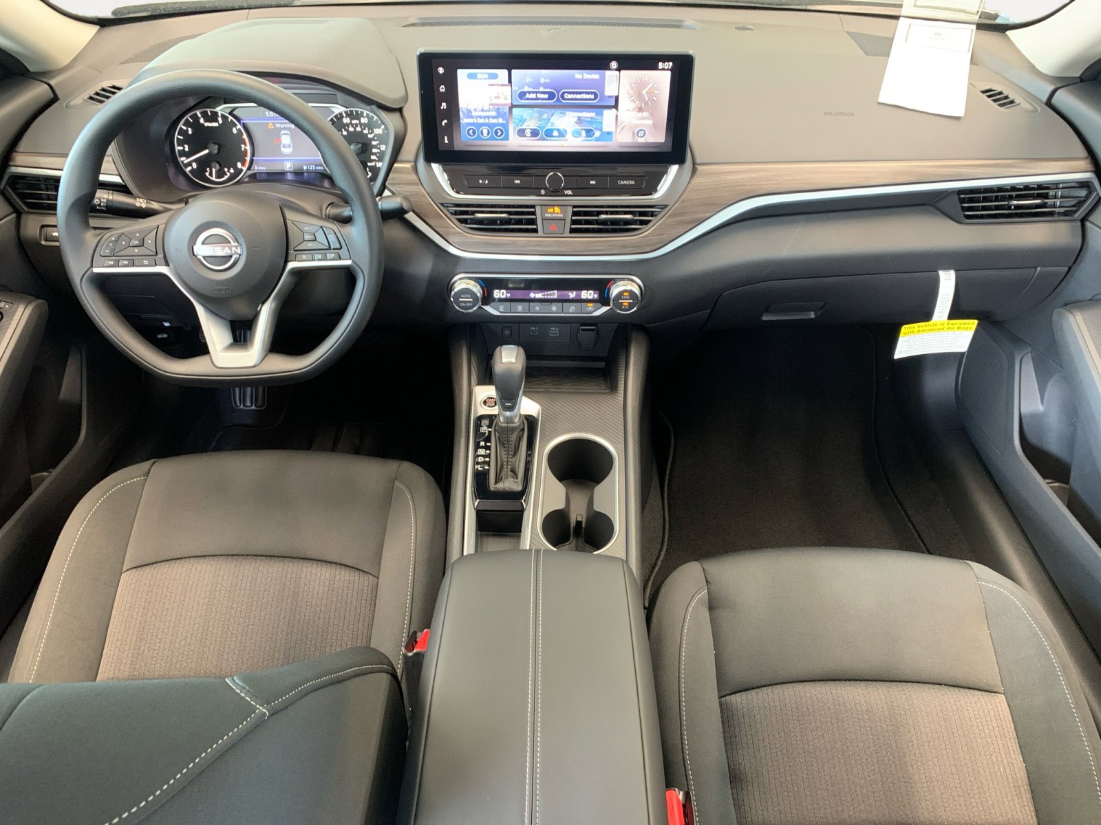 2025 Nissan Altima SV photo 3