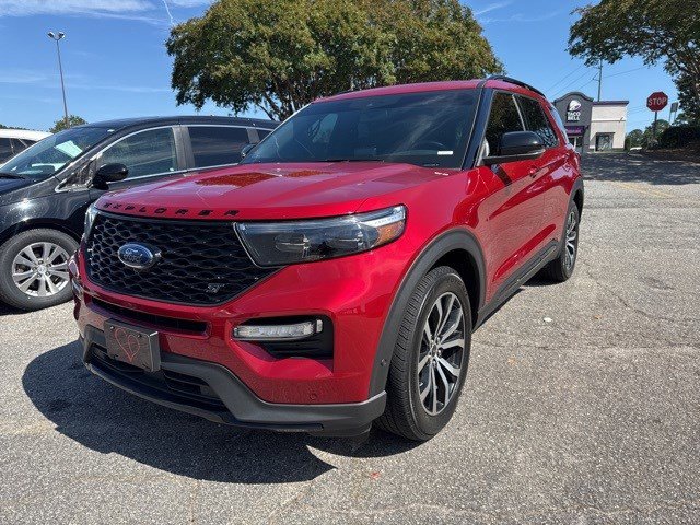 2020 Ford Explorer ST photo 4