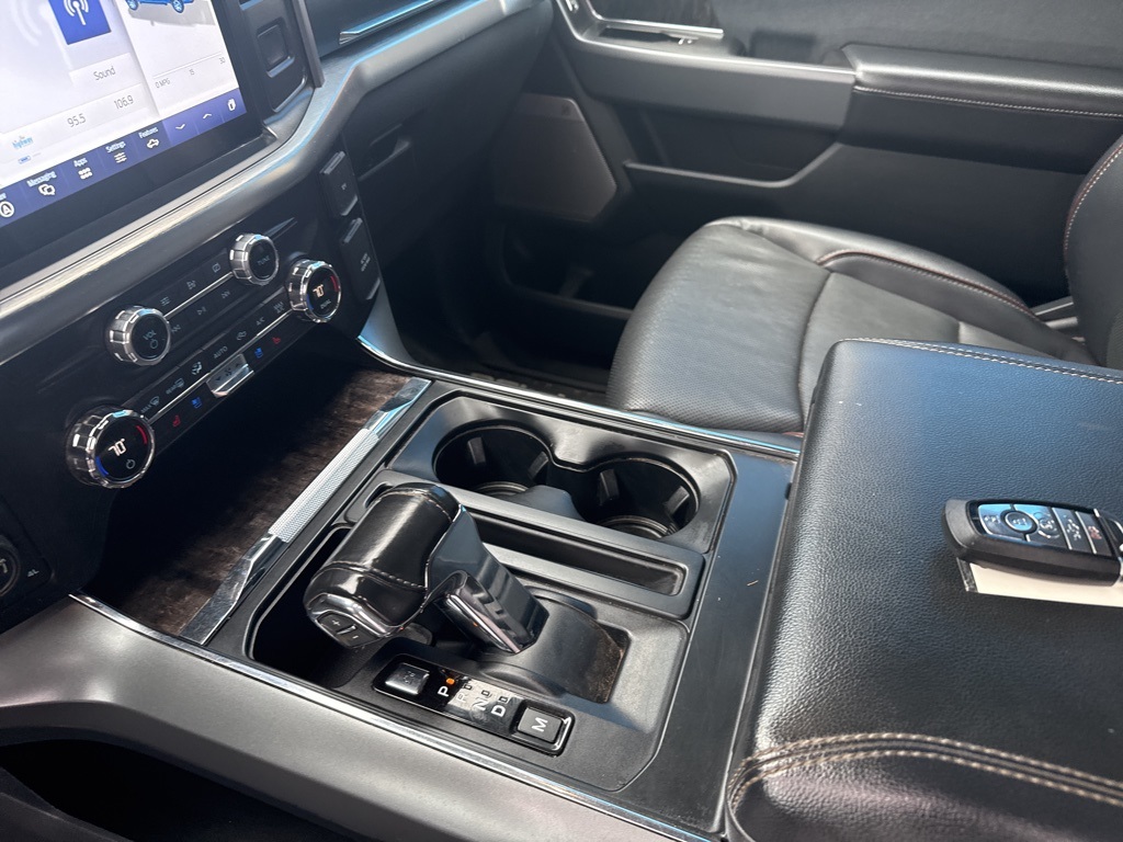 2021 Ford F-150 Lariat photo 28