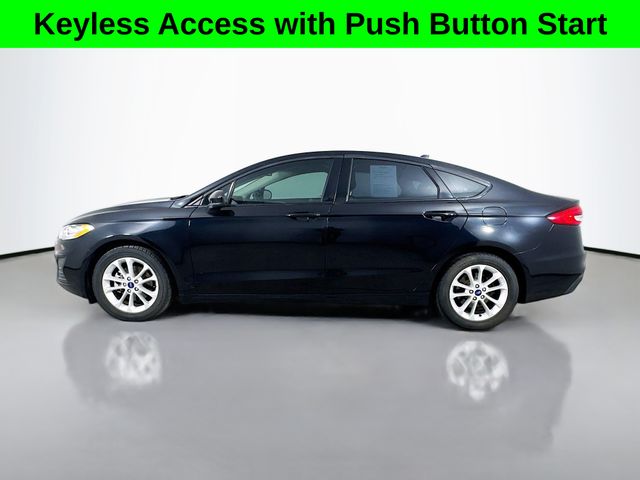 2020 Ford Fusion SE photo 4