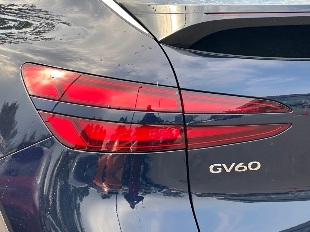 2025 Genesis GV60 Advanced AWD photo 12