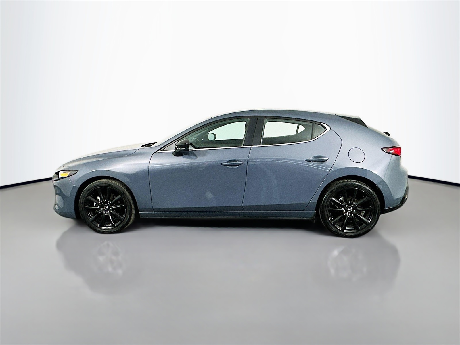 2025 Mazda Mazda3 Hatchback 2.5 s Carbon photo 4