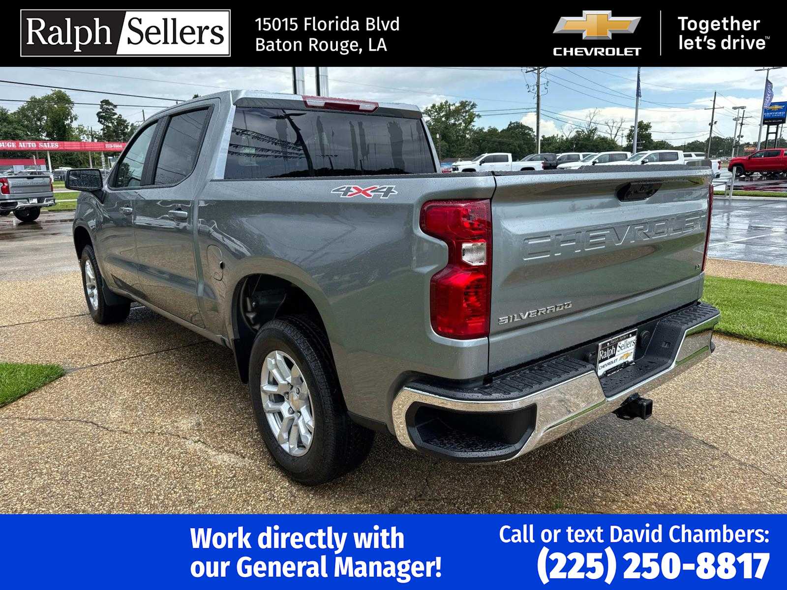 2025 Chevrolet Silverado 1500 LT photo 2