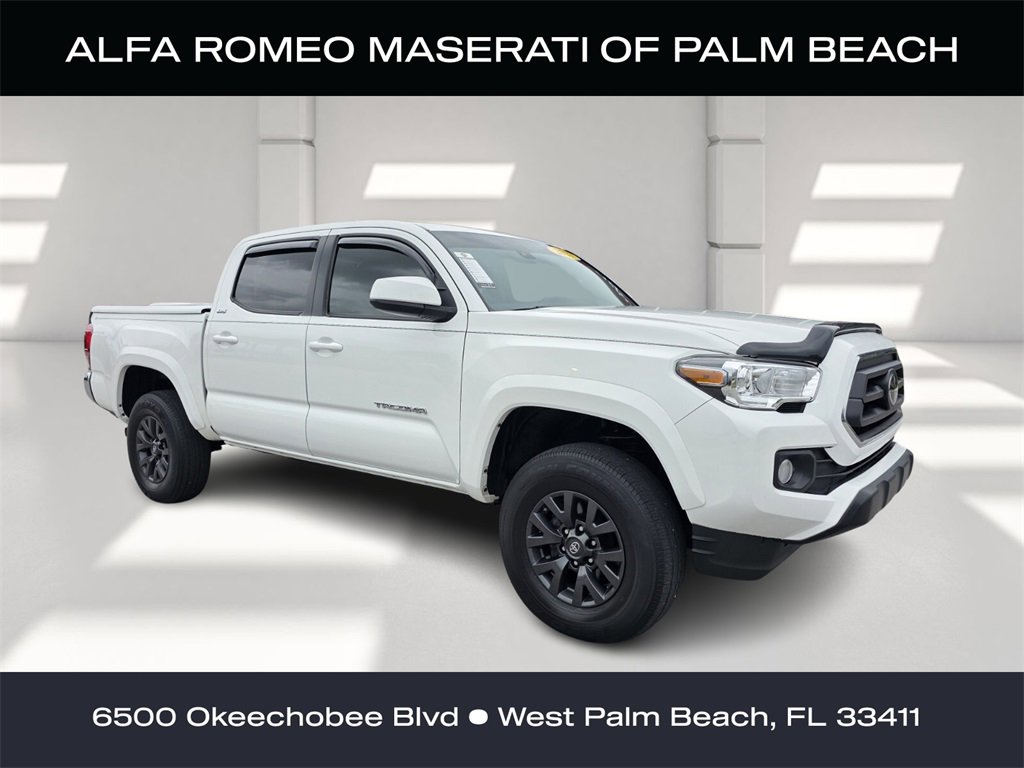 2021 Toyota Tacoma SR5's photo