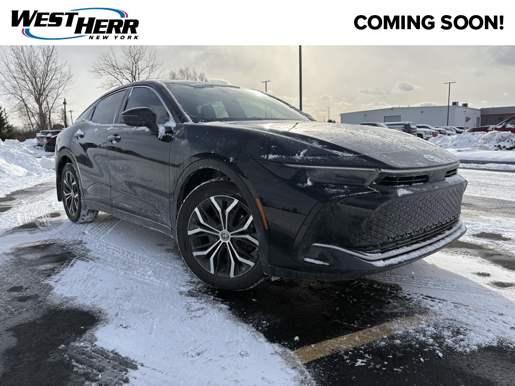 2023 Toyota Crown XLE's photo