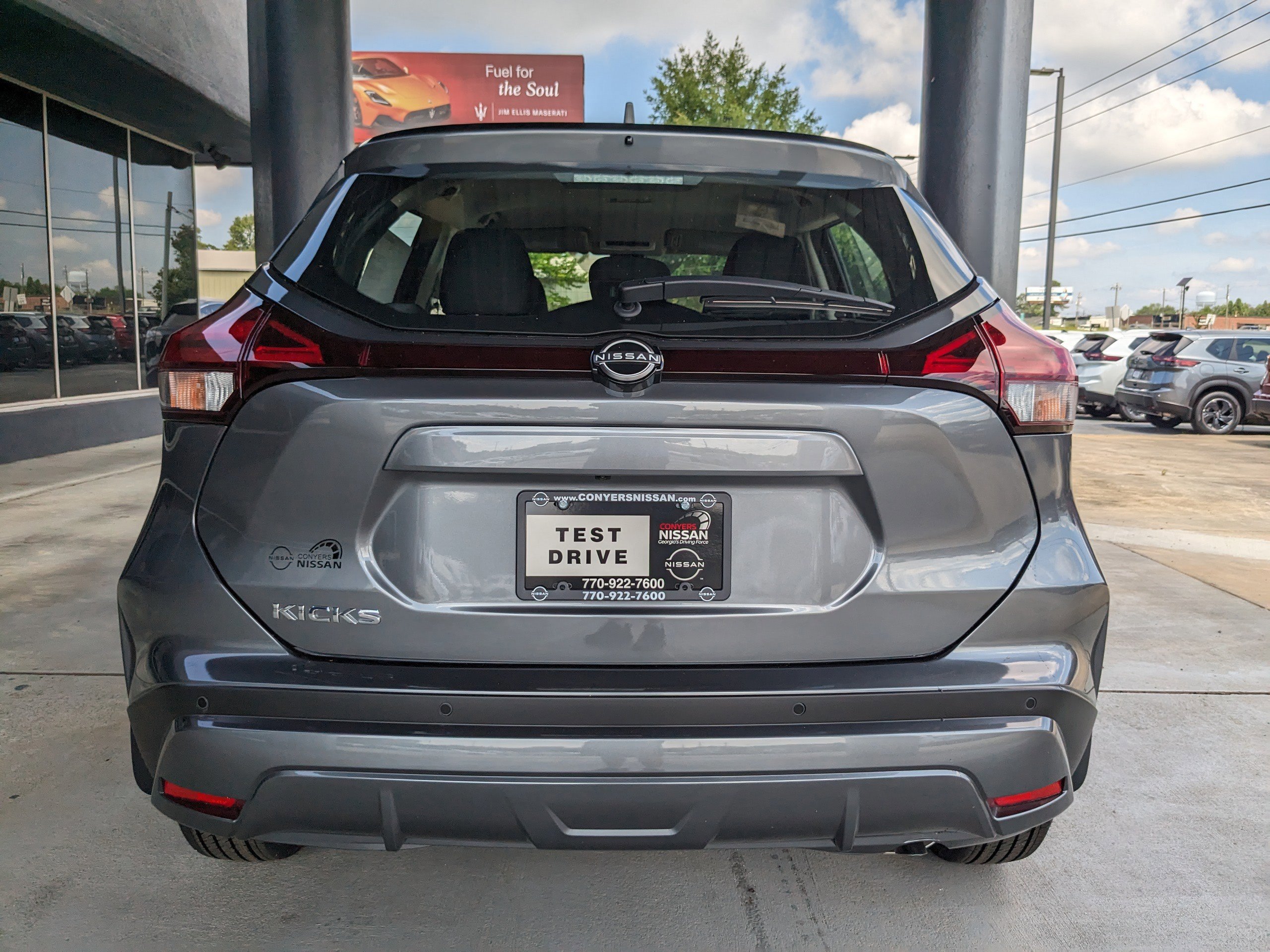 2025 Nissan Kicks Play S photo 3