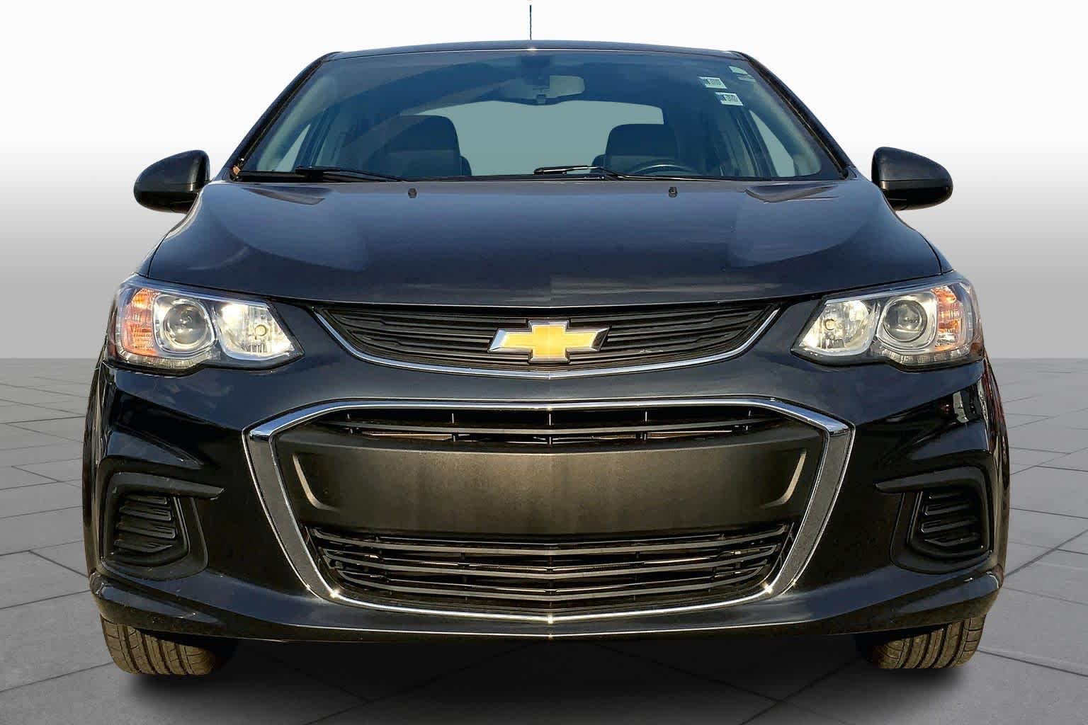 2020 Chevrolet Sonic Premier photo 3