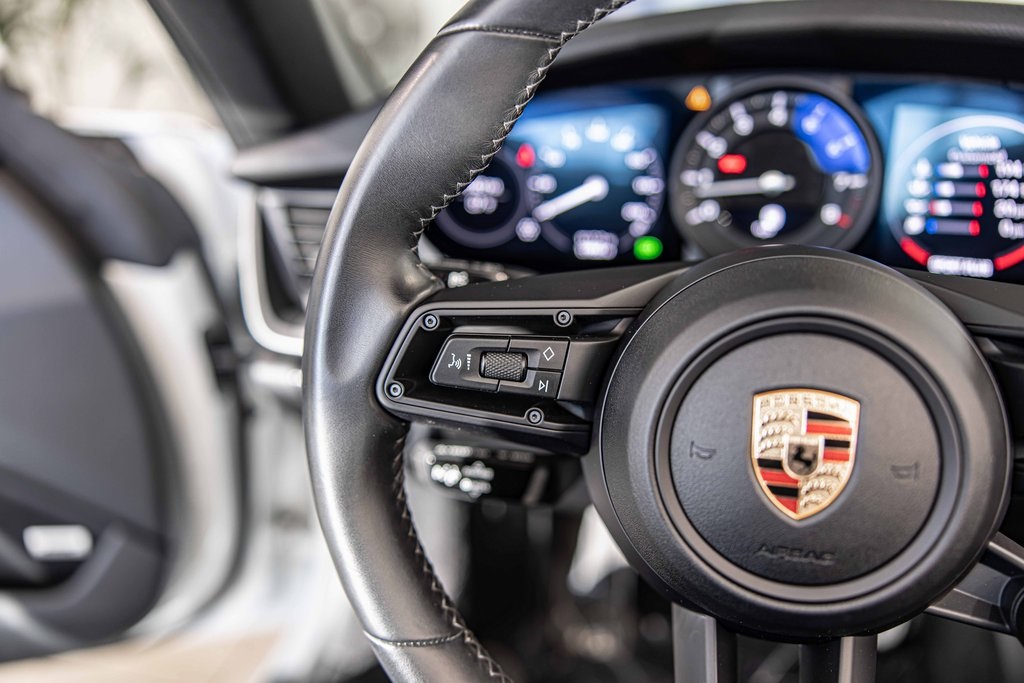 2022 PORSCHE 911 - Image 25