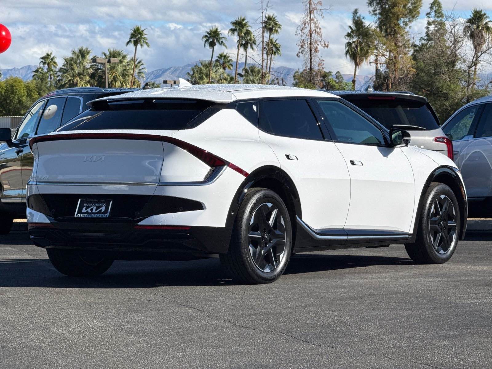 2025 Kia EV6 Wind photo 3