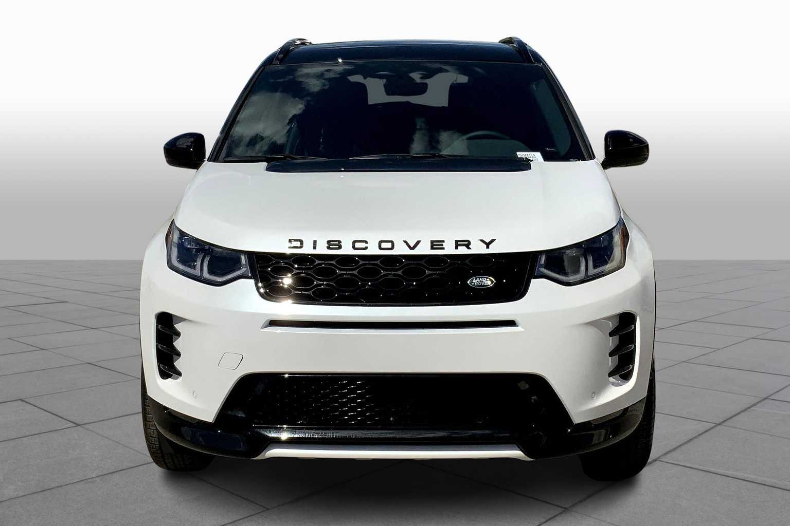 2025 Land Rover Discovery Sport Dynamic SE photo 3