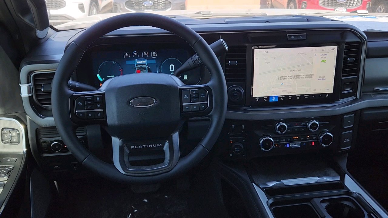 2025 Ford F-350 Platinum photo 7