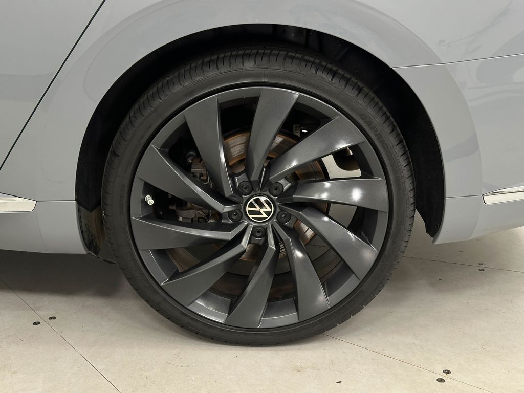 2023 Volkswagen Arteon SEL R-Line photo 32