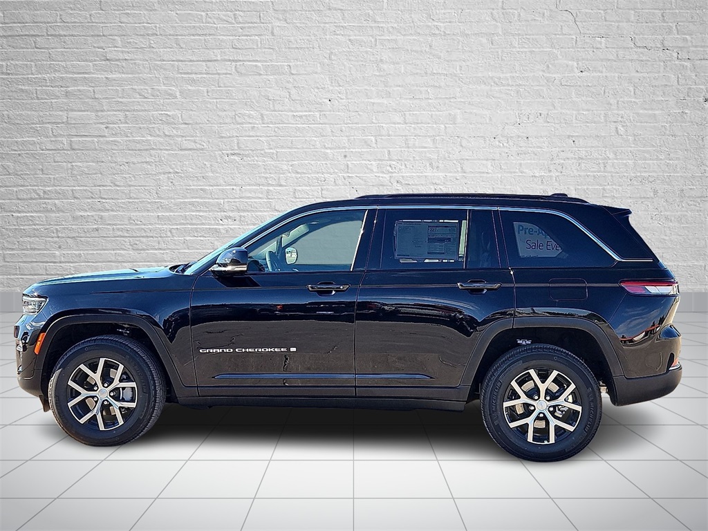 2025 Jeep Grand Cherokee Limited photo 2