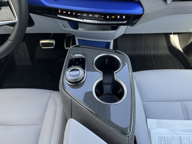 2025 Cadillac Optiq Luxury Sport photo 16