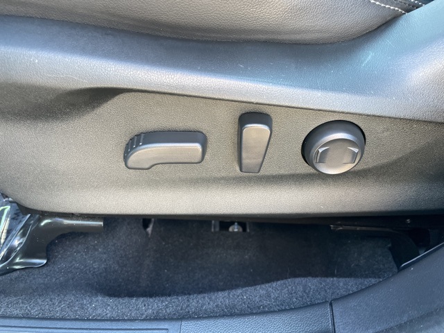 2020 Subaru Forester Touring photo 27