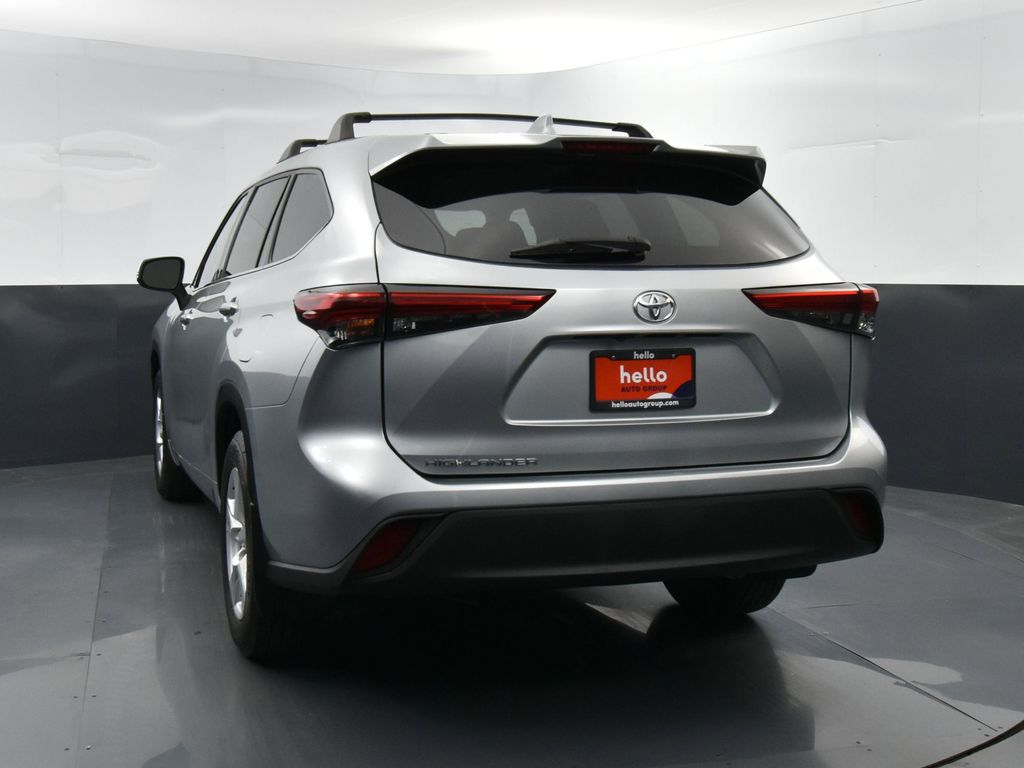 2020 Toyota Highlander L photo 27