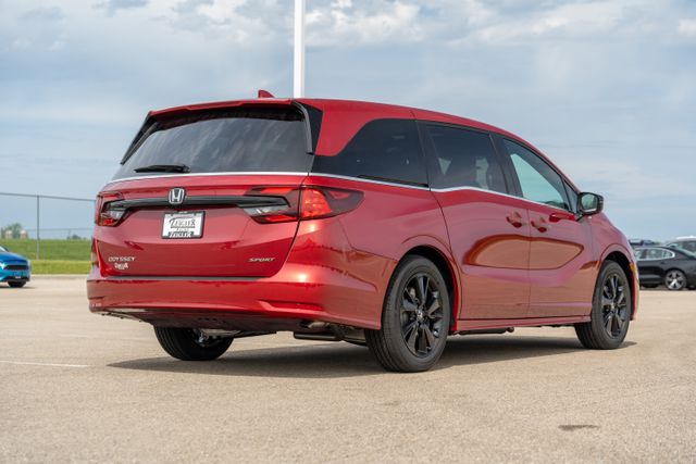 2026 Honda Odyssey photo 7