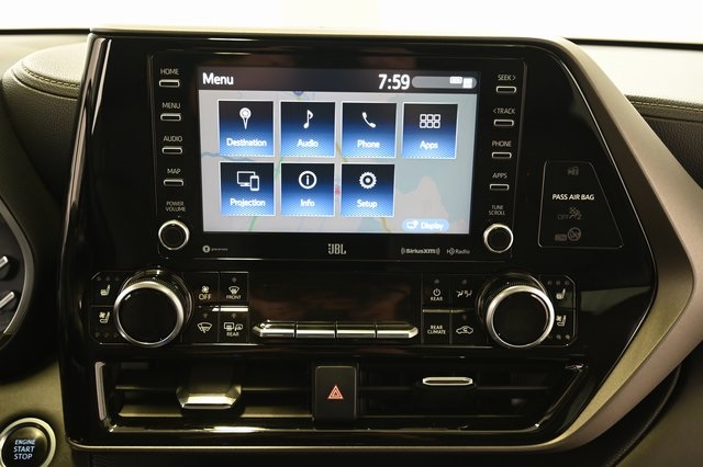 2021 Toyota Highlander Limited photo 4