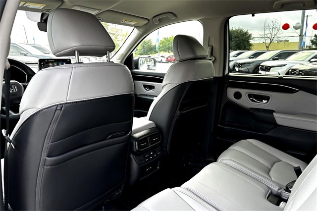 2025 Honda Pilot EX-L photo 21