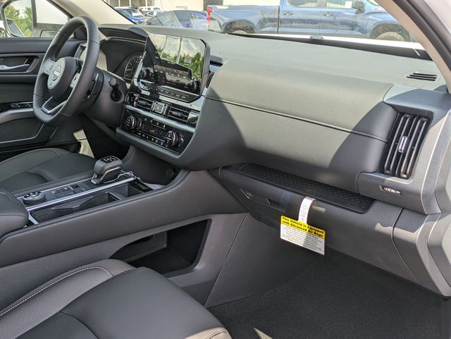 2025 Nissan Pathfinder SL photo 27
