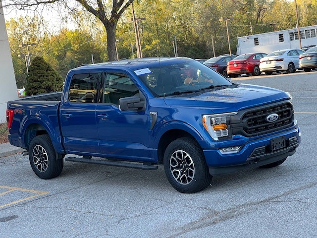 2022 Ford F-150 XLT photo 2