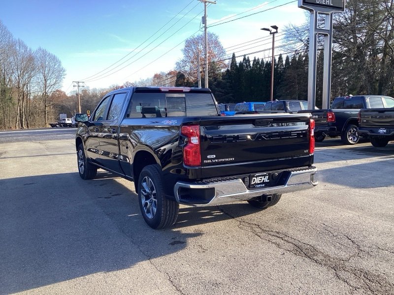 2026 Chevrolet Silverado 1500 LT photo 4