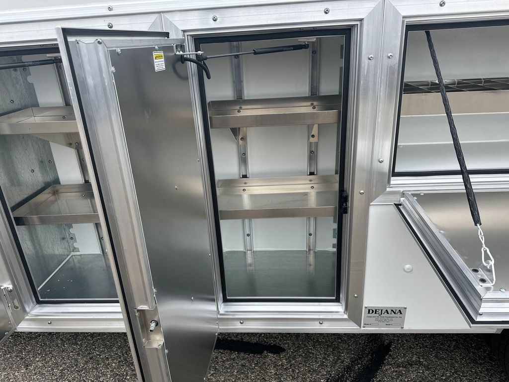 2024 Ford Transit Cutaway photo 8