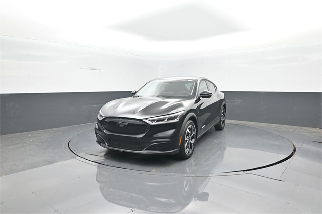 2025 Ford Mustang Mach-E Select photo 3