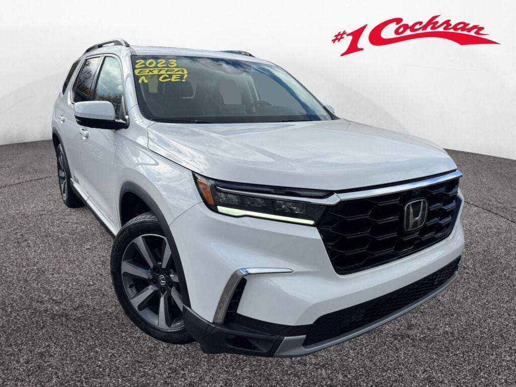 2023 Honda Pilot Elite's photo