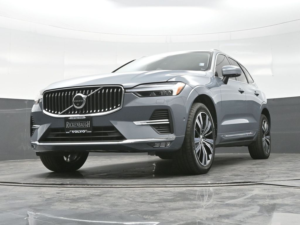 2023 Volvo XC60 B5 Plus photo 20