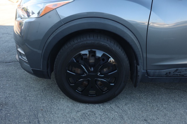 2019 Nissan Kicks S photo 10
