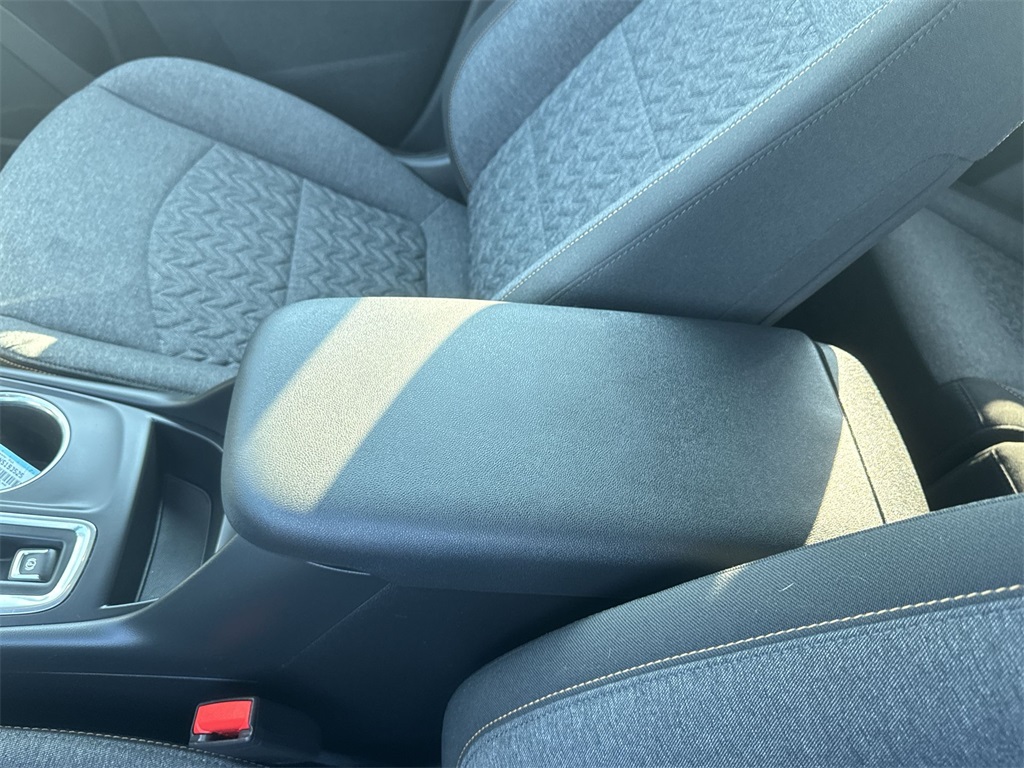 2022 Chevrolet Equinox LT photo 25