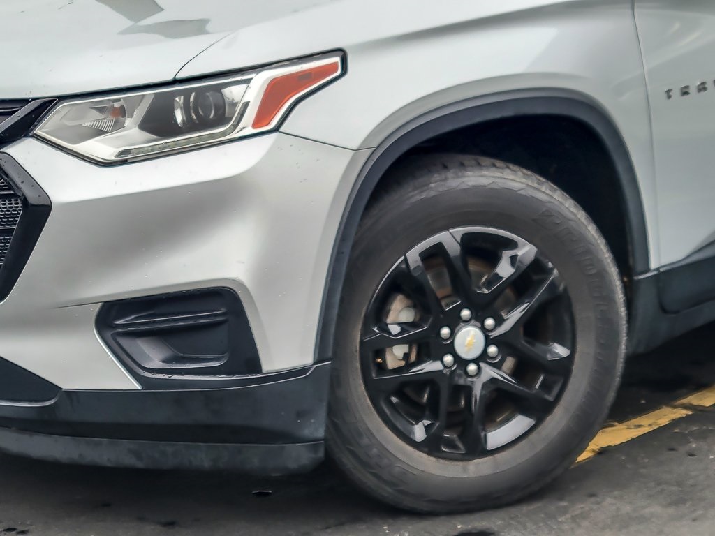 2019 CHEVROLET TRAVERSE - Image 2