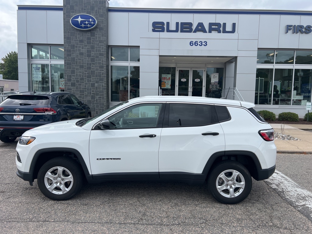 2022 Jeep Compass Sport photo 6