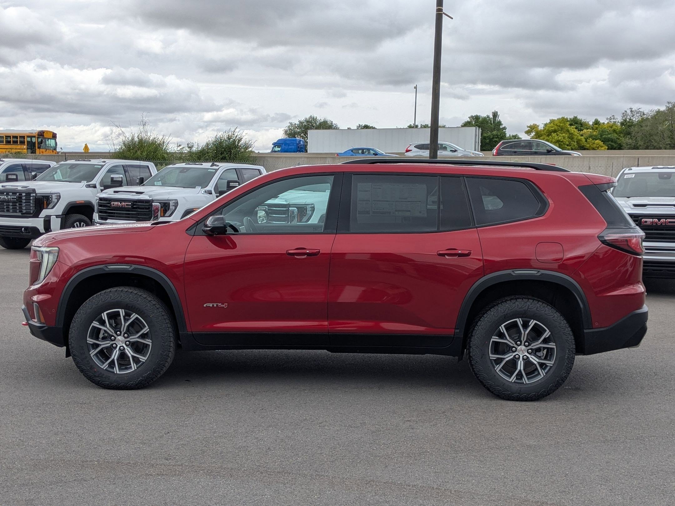 2025 Gmc Acadia AT4 photo 2