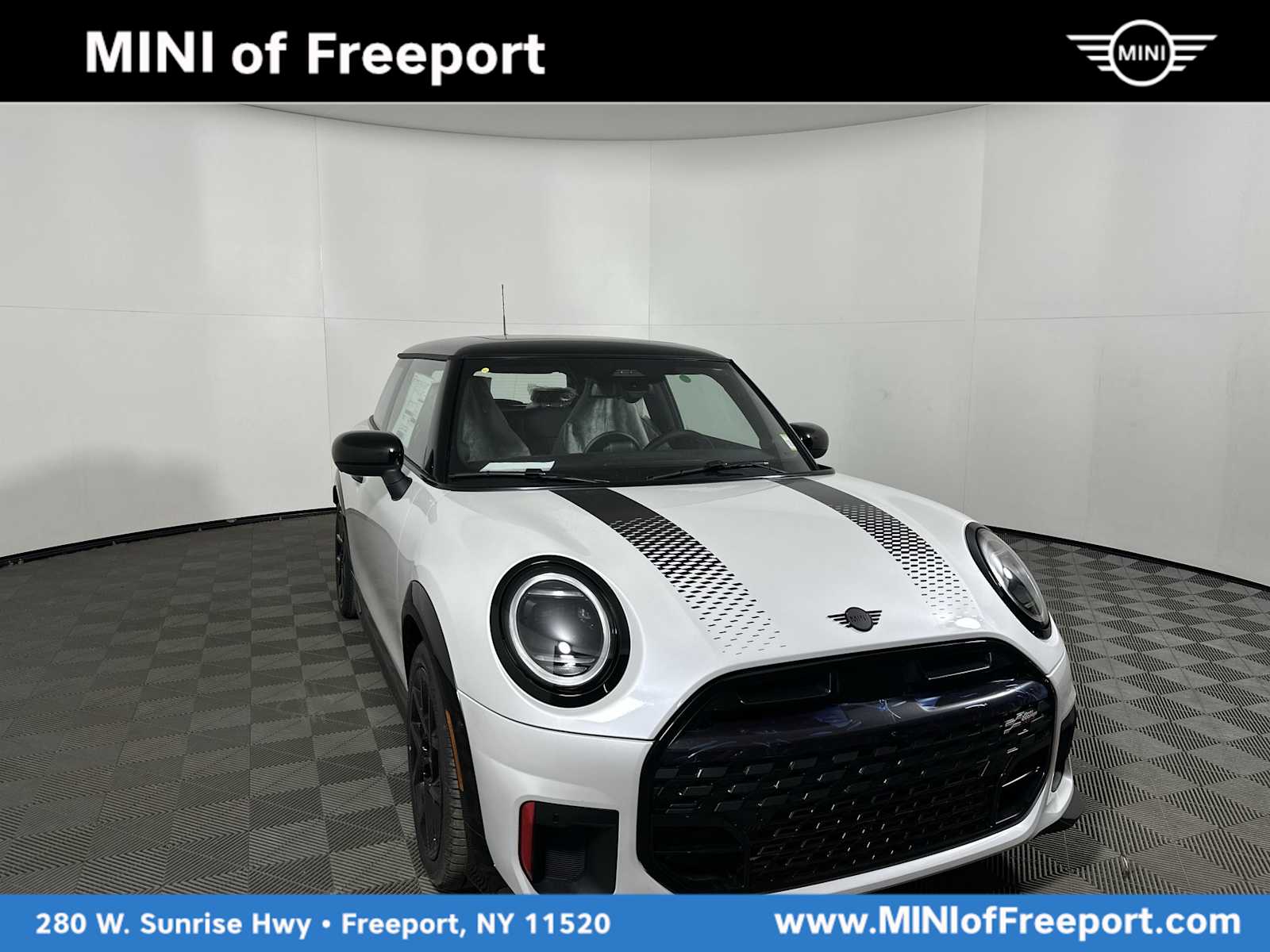 2026 MINI Hardtop 2 Door John Cooper Works's photo