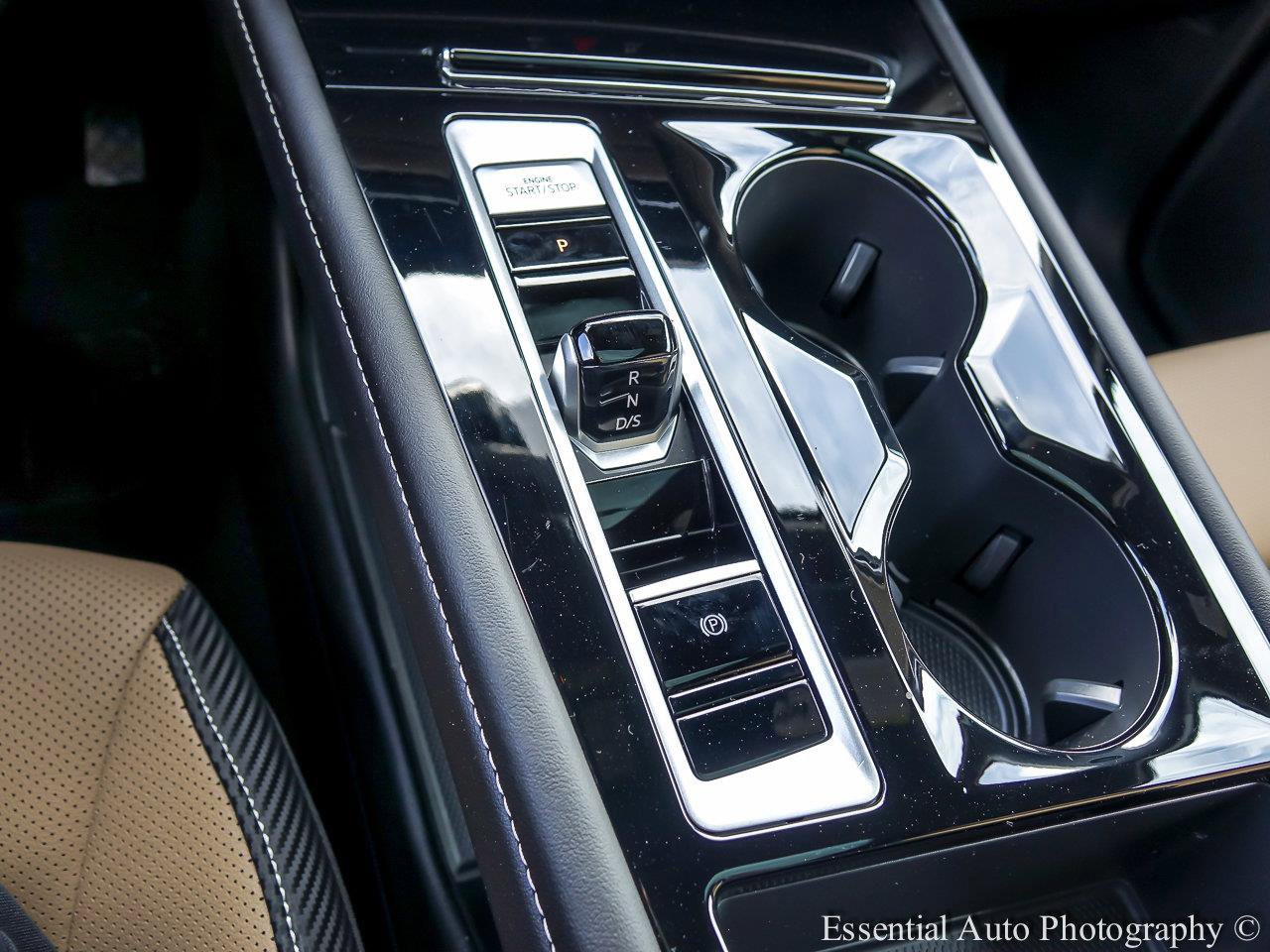 2025 VOLKSWAGEN ATLAS CROSS SPORT - Image 16