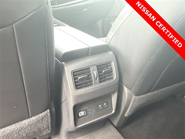 2023 Nissan Rogue SL photo 17