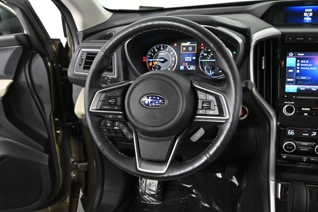 2022 Subaru Ascent Limited photo 3