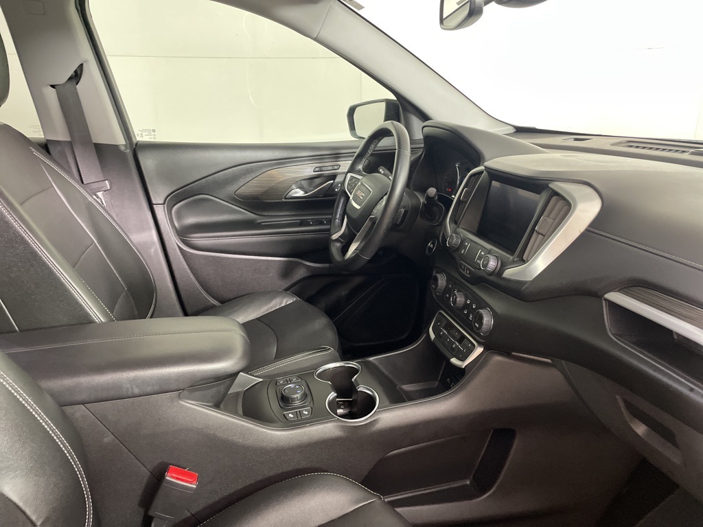 2024 Gmc Terrain SLT photo 13