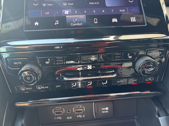 2025 Jeep Grand Cherokee Altitude X photo 4