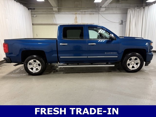 2017 Chevrolet Silverado 1500 LTZ photo 2