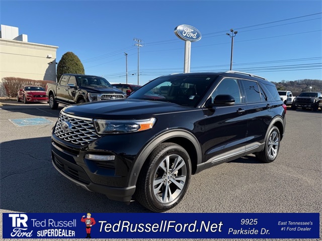 2020 Ford Explorer Platinum's photo