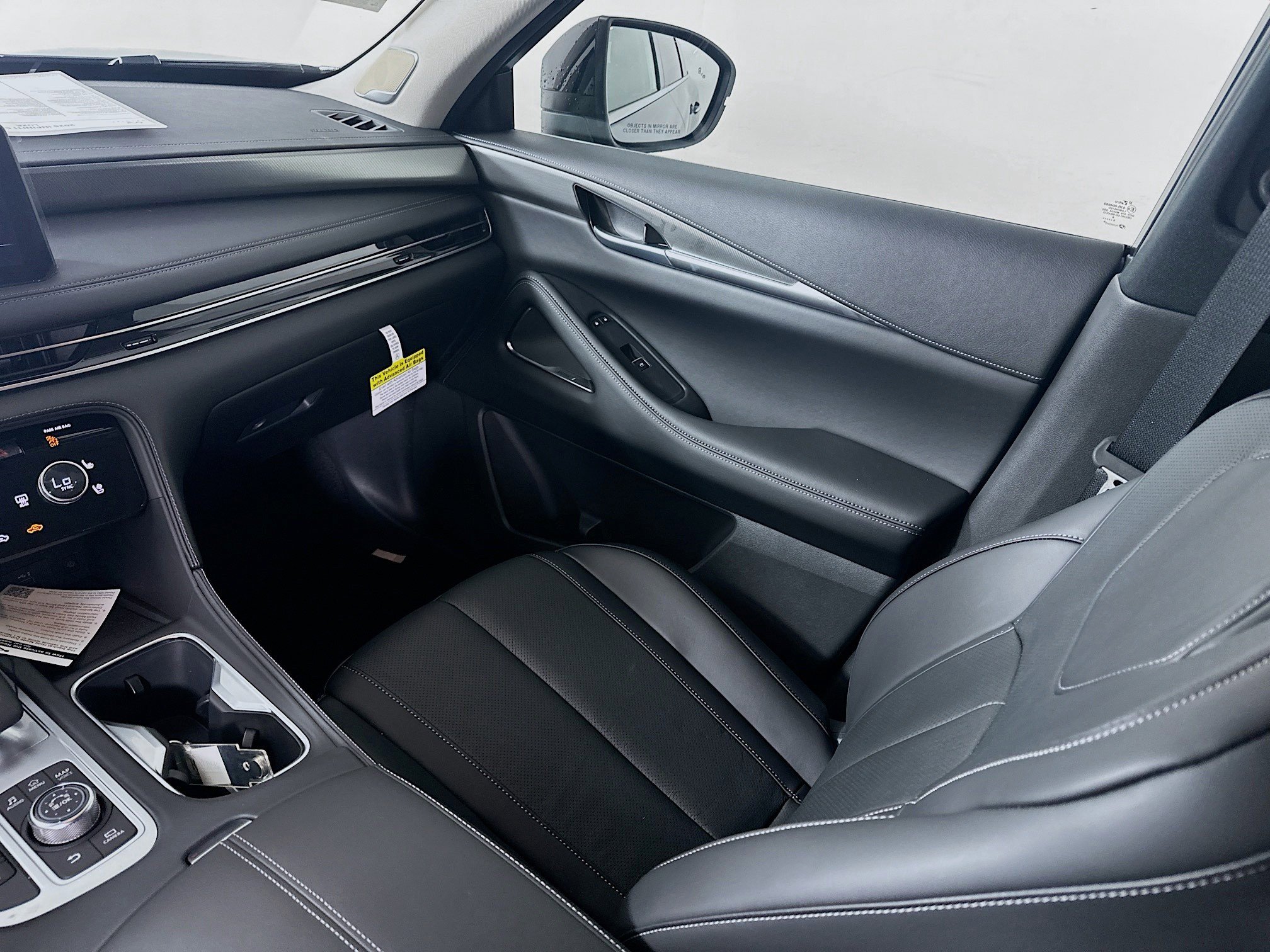 2025 Infiniti QX60 Luxe photo 15